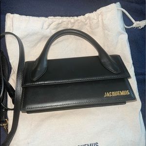 Authentic Black Jacquemus purse in perfect condition